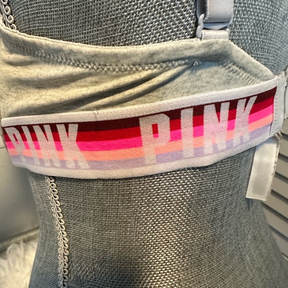 ⭐️ 3 for $20.00 SALE VS Pink bra - Picture 5 of 11
